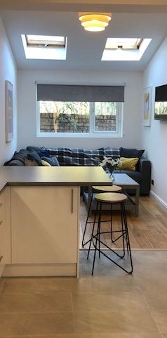 7 Bed Terraced House, Whitby Road, M14 - Photo 1