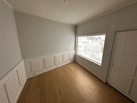 Kleine 2 2/2-Zimmer-Erdgeschosswohnung i ... - Photo 2