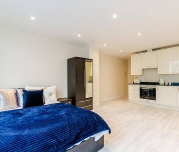 Studio to rent - Photo 3