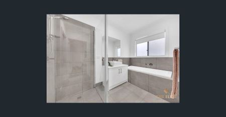 Stylish 4 Bedroom Family Home Offering Comfort and Convenience. - Photo 3