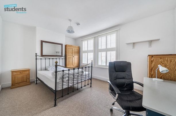 5 bedroom terraced house to rent - Photo 1