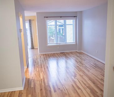 For Lease - 2077 Bergamot Circle, Orleans - Cumberland and Area, On... - Photo 2