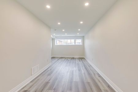 For Lease - 83 Clairton Crescent, Toronto, Ontario - Photo 5