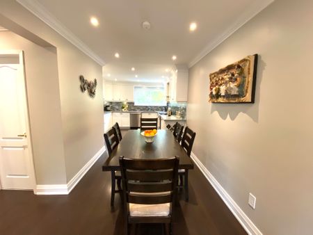 For Lease - 5477 Schueller Crescent, Burlington, Ontario - Photo 3