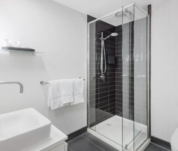 Fully serviced apartment living in the heart of Melbourne’s green c... - Photo 1