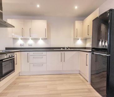 Skyline House, Swingate, Stevenage - Photo 6