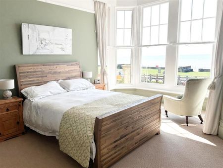 3 bedroom house to rent - Photo 3