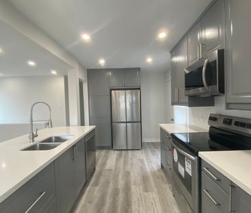 For Lease - 118 Avening Drive, Toronto, Ontario - Photo 1