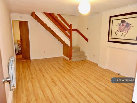 2 bedroom terraced house to rent - Photo 4