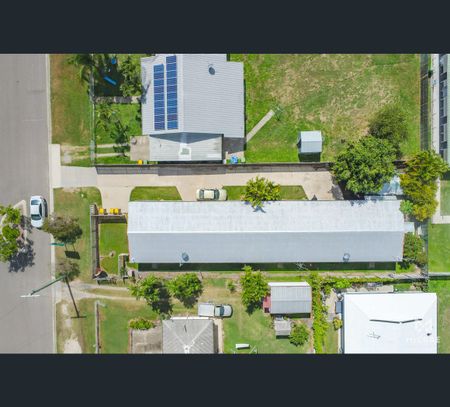 3/89 Powell Street, Bowen, Qld 4805 - Photo 3