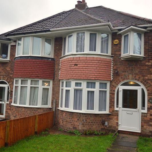 3 bedroom semi-detached house to rent - Photo 1