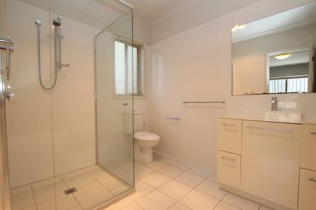 1/9 Maria Place, Lyons ACT 2606 - Townhouse For Rent | Domain - Photo 4