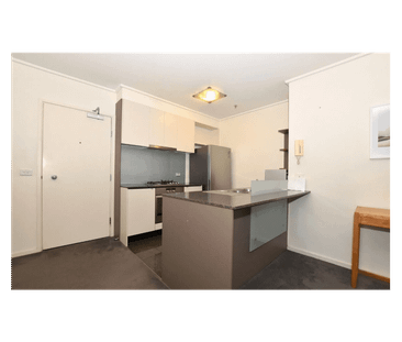 FURNISHED - Stylish two bedroom apartment with plenty of space and ... - Photo 6