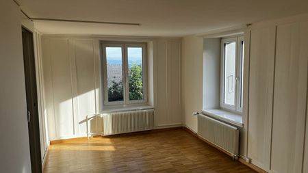 Charming with Alpine views - Photo 2