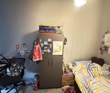 4 bedroom flat to rent - Photo 4