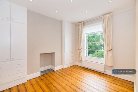 4 bedroom semi-detached house to rent - Photo 4