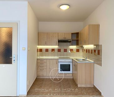 Pronájem bytu 1+kk a garsoniéry 32 m² - Photo 2