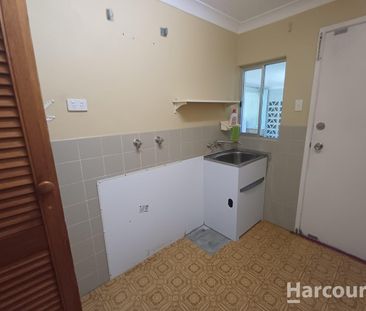 4 Saunders Street, Point Vernon, Qld 4655 - Photo 5