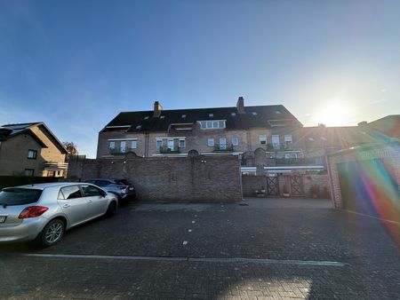 Duplex-appartement met drie slaapkamers en afgesloten garagebox te huur in Smeermaas op een boogscheut van het centrum van Lanaken en Maastricht (NL) - Foto 3