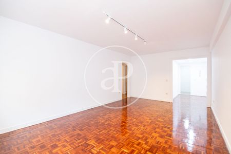 Flat for rent in Prosperidad (Madrid) - Photo 2