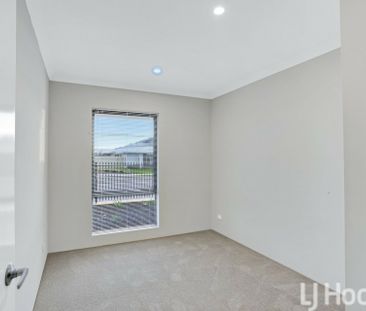 Modern Coastal Living � Spacious 4 Bedroom Home with Theatre Room - Photo 6