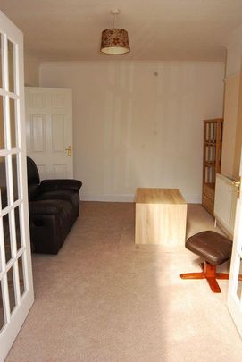 3 bedroom terraced house to rent - Photo 1