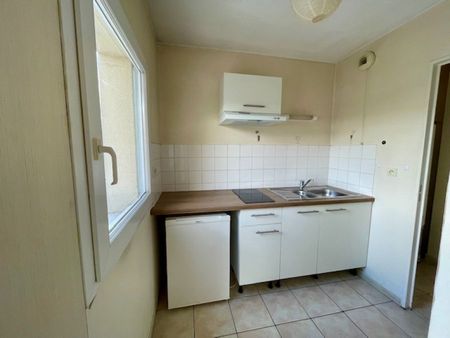 Dans une résidence sécurisée proche du Centre Ville - Photo 4