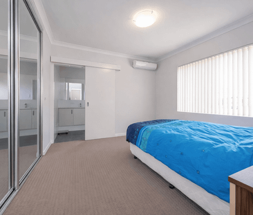 Stylish Street-Front Home in Prime Rivervale Location - Four Rooms,... - Photo 5