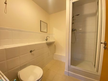 Ovaltine Drive, Kings Langley - Photo 2