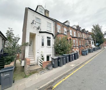 2 bedroom maisonette to rent - Photo 3