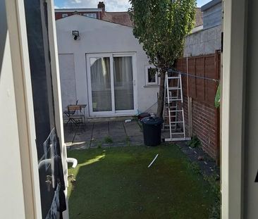1 bedroom house of multiple occupation to rent - Photo 3