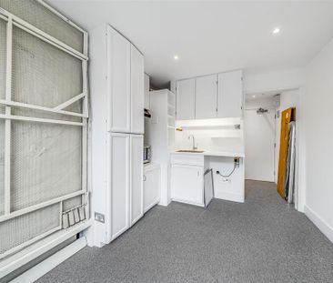 Studio to rent - Photo 6