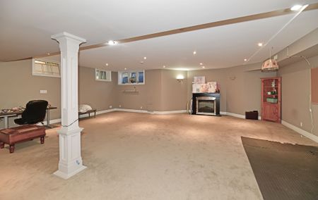 For Lease - 67 Parkview Hill Crescent, Toronto, Ontario - Photo 2