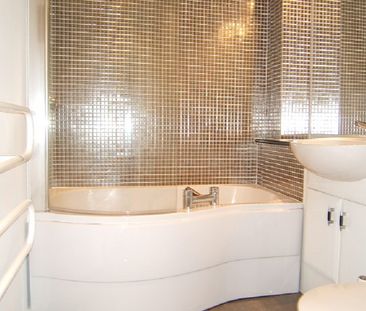 12 Cwrt Cambria, Pentre Doc Y Gogledd, Llanelli, SA15 2LY - Photo 4