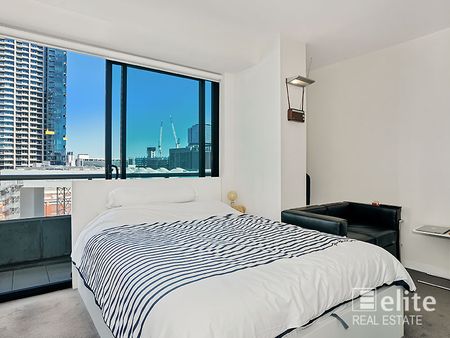 710/280 SPENCER Street, MELBOURNE - Photo 2