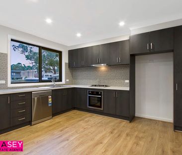 Stylish Family Home. - Photo 3