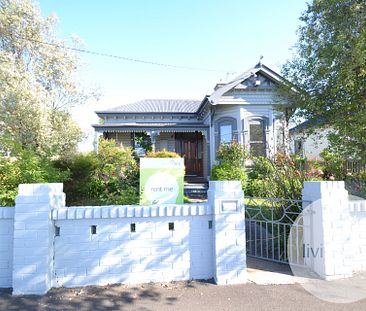 Looking for a large character Invermay home? Live here... - Photo 1