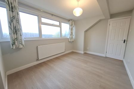 Thorncroft - Photo 2