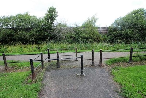 Windsor Walk, Darlaston, WS10 - Photo 1