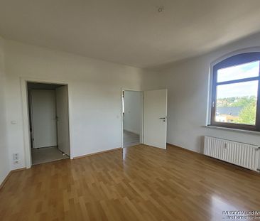 Singlewohnung im Dachgeschoss mit modernen Bad zu vermieten! - Foto 2