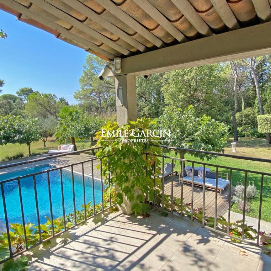 Propriété moderne idéalement située, au calme, Mougins, à louer - Photo 1