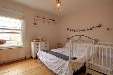 2 bedroom terraced house to rent - Photo 2
