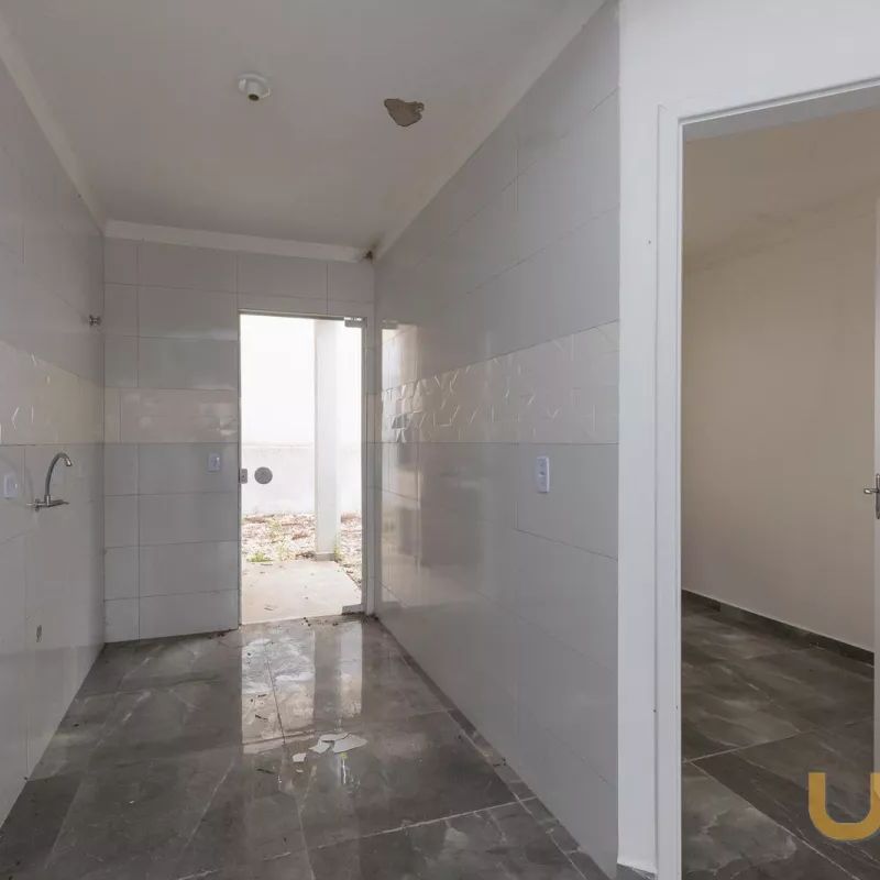 Casa no Gralha Azul de 56.3 m² com 3 quartos - Foto 1