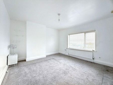 2 bed end of terrace house to rent in SR8 - Photo 3