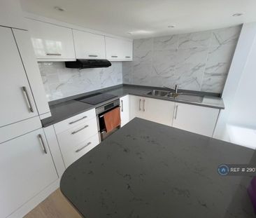 1 bedroom flat to rent - Photo 6