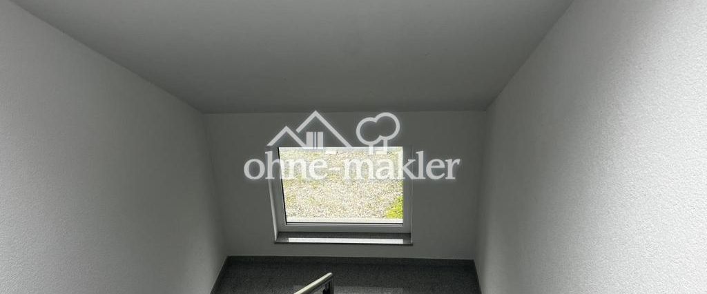 108-03 helle moderne Dachgeschosswohnung in Abstatt mit Terrasse - Foto 1