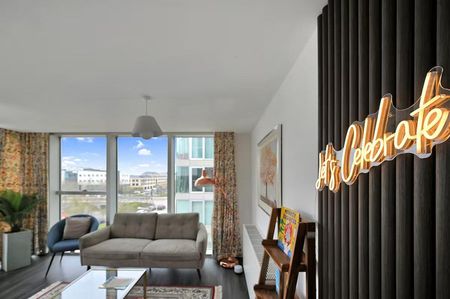 Mortimer Square - Photo 3