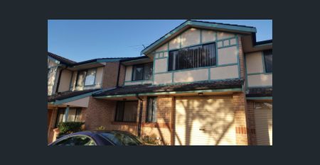 Townhouse 3BR for Professional Couple/family - Photo 2