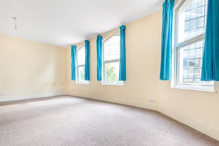 Catford Broadway, Catford, London, SE6 4SN - Photo 5