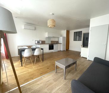 Location Appartement 2 pièces 59m² - Photo 1